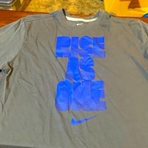 Mens Nike Tshirt